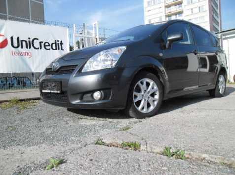 Toyota Corolla Verso MPV 100kW nafta 2009