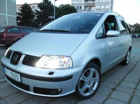 Seat Alhambra MPV 103kW nafta 2006