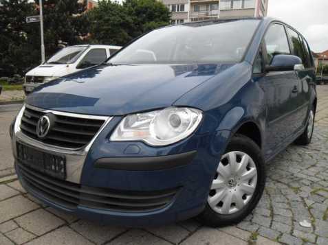 Volkswagen Touran MPV 77kW nafta 2009