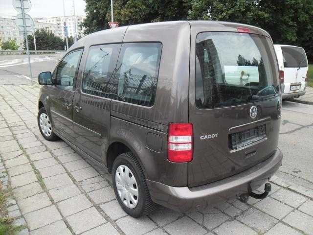 Volkswagen Caddy MPV 75kW nafta 2011