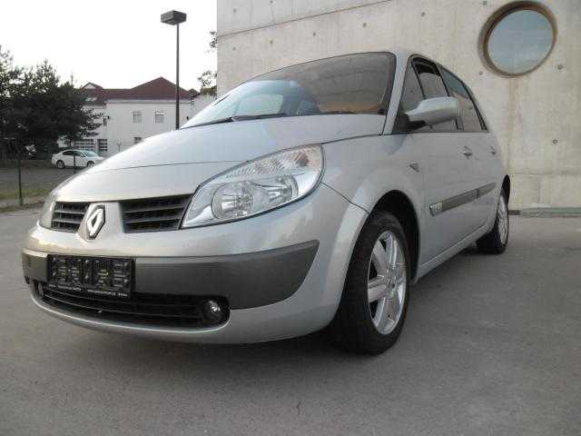 Renault Scénic MPV 74kW nafta 2005