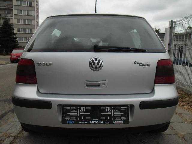 Volkswagen Golf hatchback 55kW benzin 2001