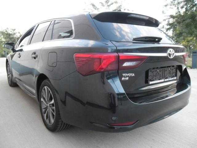 Toyota Avensis kombi 1080kW benzin 201601