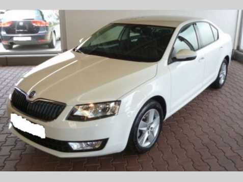 Škoda Octavia limuzína 77kW nafta 201307