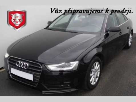 Audi A4 sedan 105kW nafta 201207