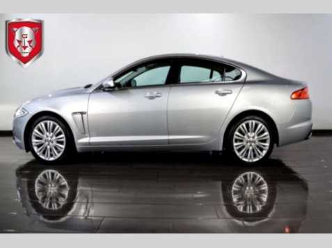 Jaguar XF limuzína 177kW nafta 201109