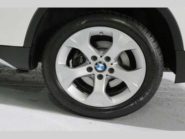 BMW X1 SUV 135kW nafta 201507