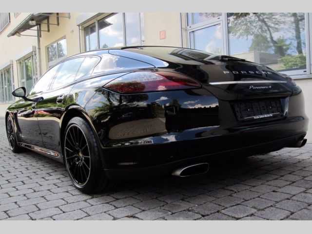 Porsche Panamera liftback 220kW benzin 201212