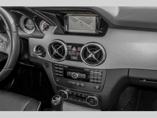 Mercedes-Benz GLK SUV 125kW nafta 201306