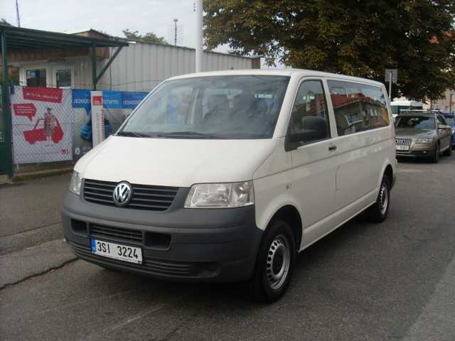 Volkswagen Transporter minibus 96kW nafta 2008