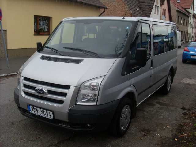 Ford Transit minibus 63kW nafta 2011