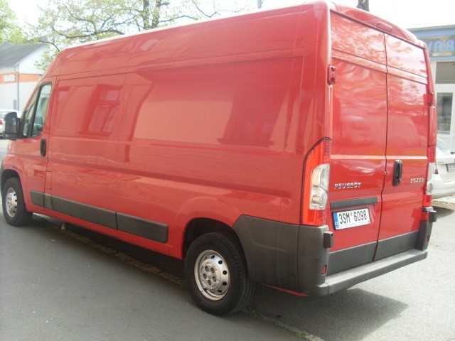 Peugeot Boxer skříň 88kW nafta 2011