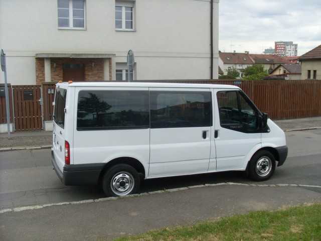 Ford Transit minibus 63kW nafta 2007