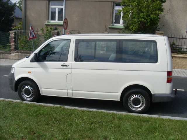 Volkswagen Transporter minibus 96kW nafta 2006