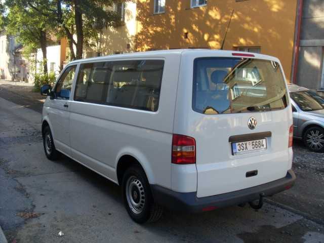 Volkswagen Transporter minibus 96kW nafta 2004