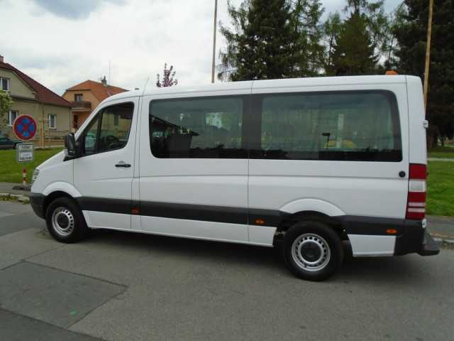 Mercedes-Benz Sprinter minibus 80kW nafta 2006