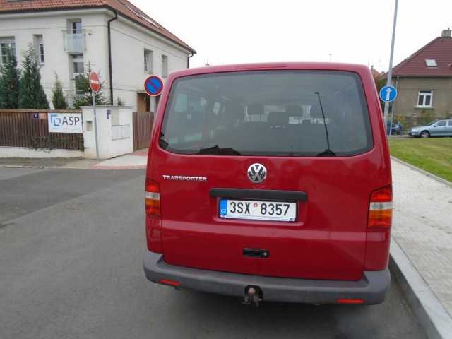 Volkswagen Transporter skříň 96kW nafta 2004