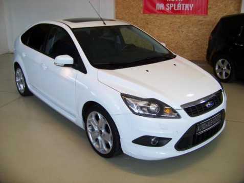 Ford Focus liftback 100kW nafta 200907