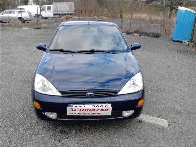 Ford Focus hatchback 55kW benzin 200104