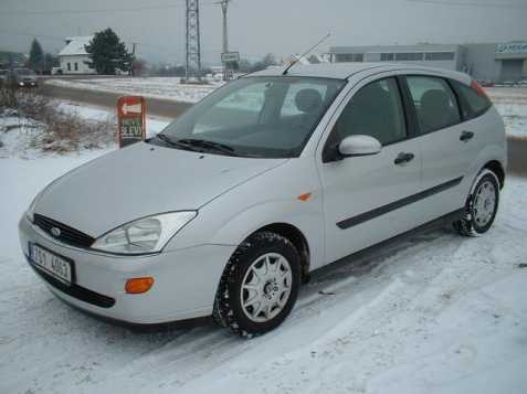 Ford Focus hatchback 74kW benzin 1999