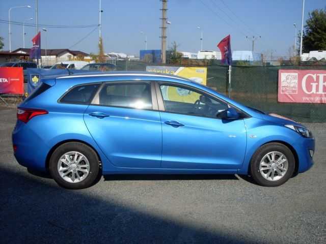 Hyundai i30 kombi 81kW nafta 201607