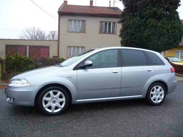 Fiat Croma kombi 108kW benzin 200611