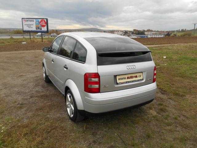 Audi A2 hatchback 55kW nafta 2003