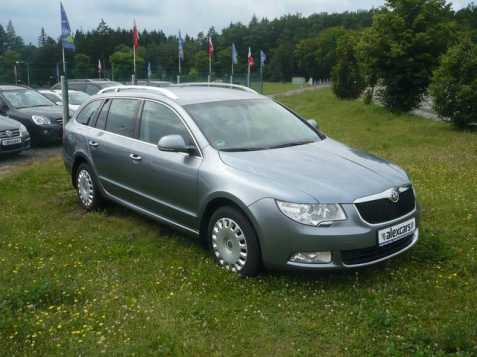 Škoda Superb kombi 118kW benzin 201009