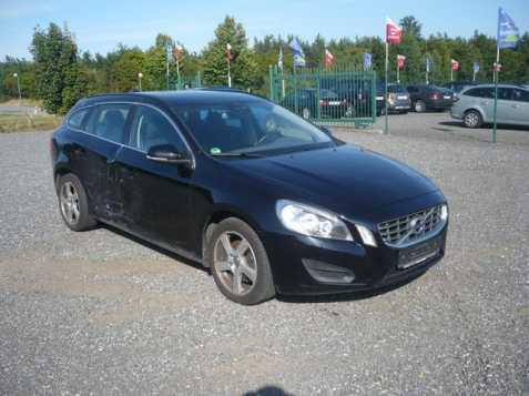 Volvo V60 kombi 120kW nafta 201206