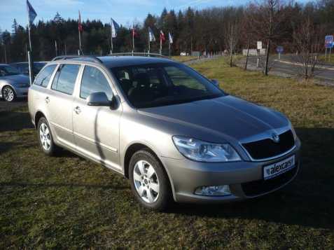 Dacia Sandero hatchback 55kW benzin 201208