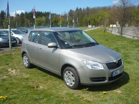 Škoda Fabia hatchback 44kW benzin 200801