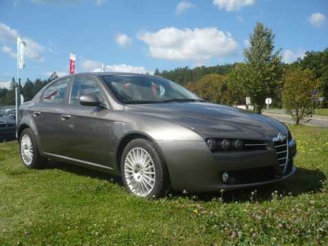 Alfa Romeo 159 sedan 147kW nafta 200707