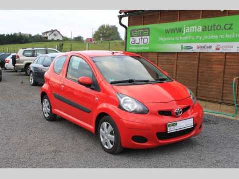 Toyota Aygo hatchback 50kW benzin 200903