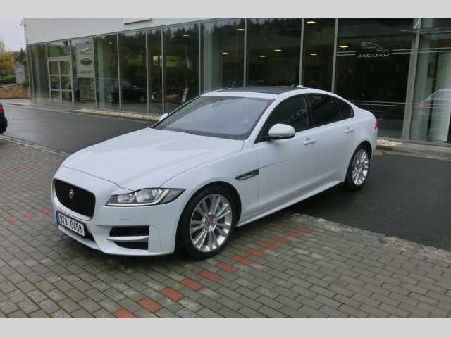 Jaguar XF limuzína 221kW nafta 2015