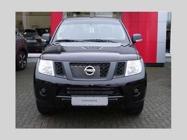 Nissan Navara pick up 106kW nafta 2014