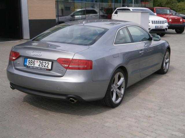 Audi A5 kupé 176kW nafta 2011