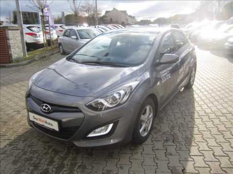 Hyundai i30 hatchback 73kW benzin 201206