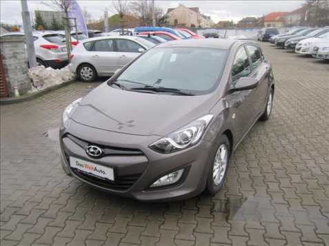 Hyundai i30 hatchback 73kW benzin 201206