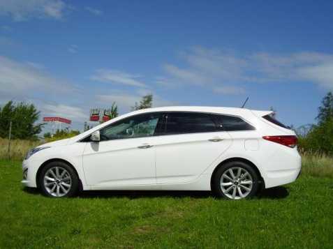 Hyundai i40 kombi 100kW nafta 2013