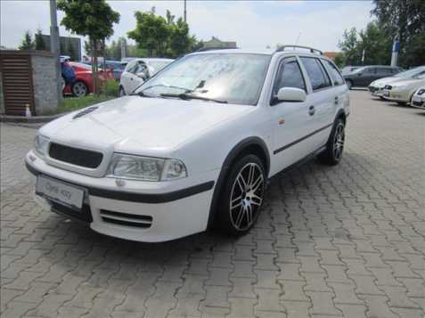 Škoda Octavia kombi 110kW benzin 200112