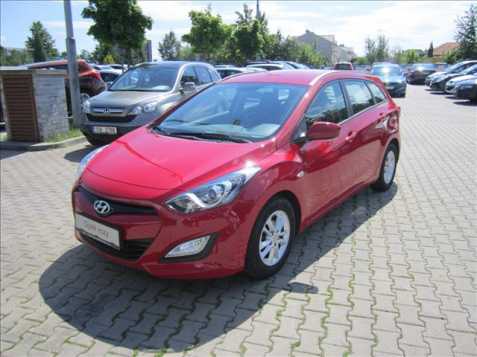 Hyundai i30 kombi 88kW benzin 201212