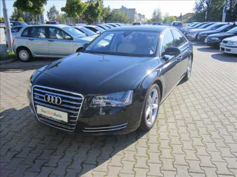 Audi A8 limuzína 258kW nafta 201211