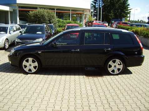 Ford Mondeo kombi 114kW nafta 2006