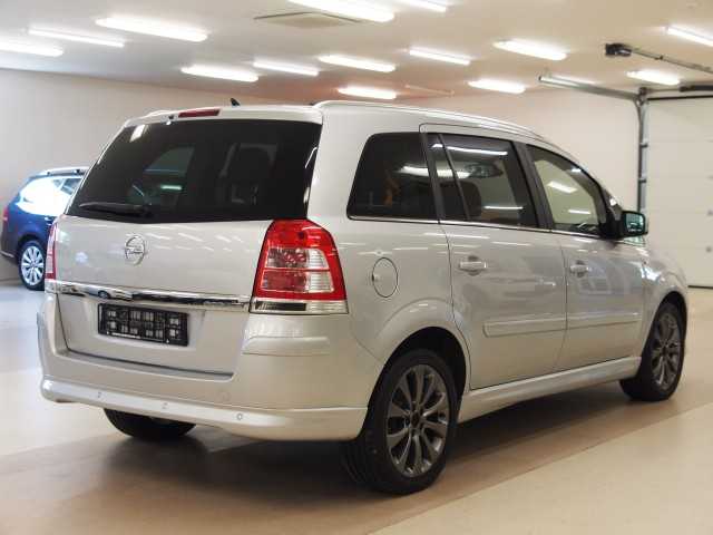 Opel Zafira MPV 110kW CNG + benzin 2011