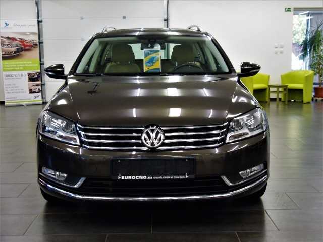 Volkswagen Passat kombi 110kW CNG + benzin 2013