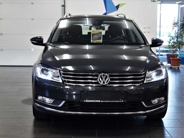 Volkswagen Passat kombi 110kW CNG + benzin 2014