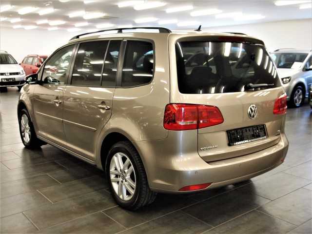 Volkswagen Touran MPV 110kW CNG + benzin 2012