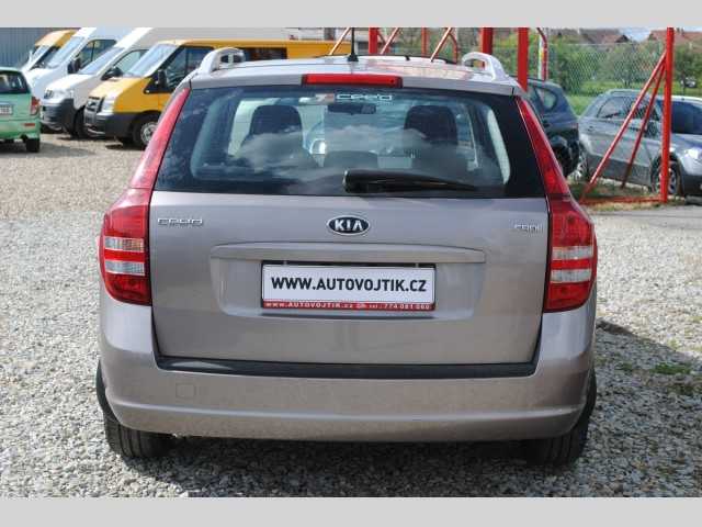 Kia Ceed kombi 85kW nafta 200710