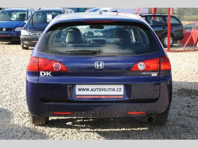 Honda Accord kombi 114kW benzin 200312