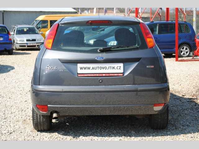 Ford Focus hatchback 74kW nafta 200312